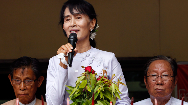 El partido de Aung San Suu Kyi proclama su victoria en las elecciones legislativas