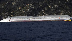 Ver v&iacute;deo  'Un v&iacute;deo in&eacute;dito muestra el caos en el puente de mando del Costa Concordia'