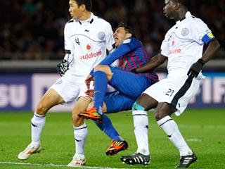 Ver v&iacute;deo  'Villa se fractura la tibia y es duda para la Eurocopa'