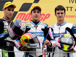 Ver v&iacute;deo  'Vi&ntilde;ales y M&aacute;rquez, 'baby boom' en Assen'