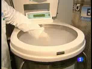 Ver v&iacute;deo  'Visitamos el mayor banco de muestras para investigar el SIDA'