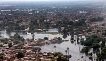 VISTA A&Eacute;REA DE ZONAS INUNDADAS EN MUZAFFARGARH