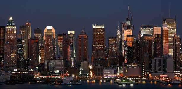 Una vista general de Manhattan por la noche
