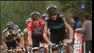 Ver v&iacute;deo  'Vuelta a Espa&ntilde;a. Etapa 15: Avil&eacute;s - Alto de L'Angliru - 04/09/11. Tercera parte'