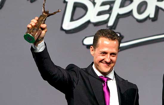 Schumacher: "Vuelvo porque me divierte"