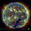Las tormentas solares se provocan por las erupciones que se producen en el Sol cada cierto tiempo. Existe la posibilidad de que afecten a los sat&eacute;lites que orbitan alrededor de la Tierra e incluso pueden provocar tormentas geomagn&eacute;ticas menores que c