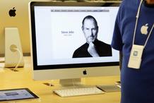 La web de Apple ha cambiado su presentación oficial por el obituario de Steve Jobs La web de Apple ha cambiado su presentación oficial por el obituario de Steve Jobs