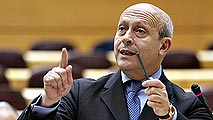 Ir al Video&nbsp;Wert, sobre subida de tasas: Las matriculaciones del curso 2012-13 no han descendido