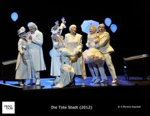 La obra maestra de Korngold se estren&oacute; simult&aacute;neamente en Hamburgo y Colonia en 1920 con gran &eacute;xito