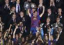 Xavi Hern&aacute;ndez levanta la Copa del Rey
