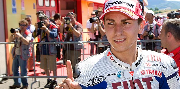 Jorge Lorenzo sigue sopesando sus opciones de futuro.