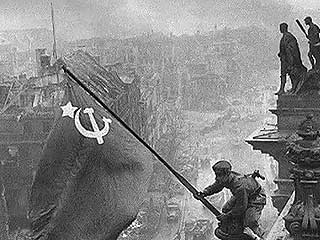 Ver v&iacute;deo  'Yevgeni Khaldei, el fot&oacute;grafo sovi&eacute;tico de la Segunda Guerra Mundial'