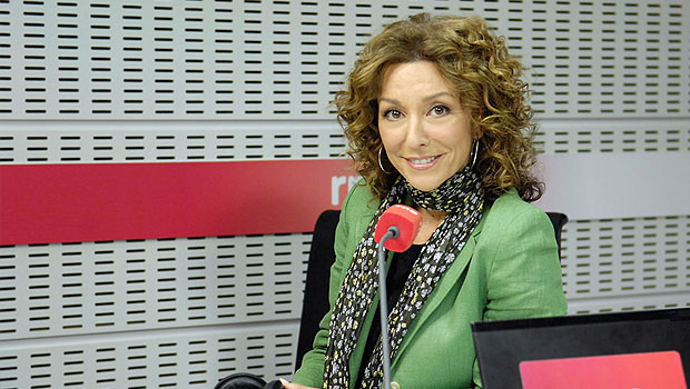 Yolanda Flores, presentadora de RNE