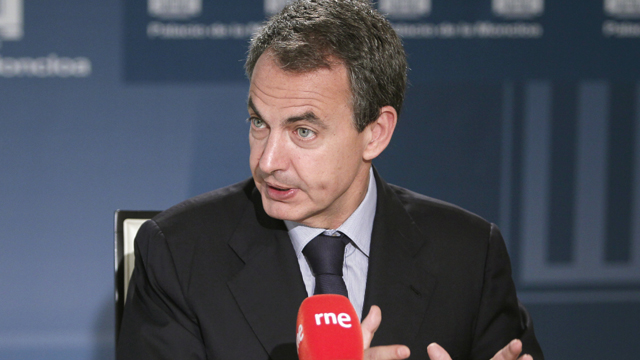 Zapatero asume en primera persona la p&eacute;rdida de votos del PSOE