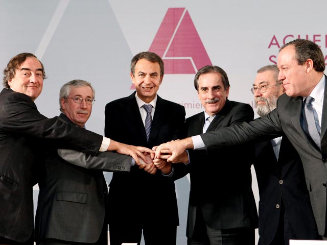 Ver v&iacute;deo  'Zapatero cree que el acuerdo social impulsar&aacute; el empleo y el crecimiento'