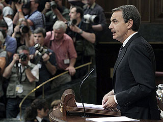 Ver v&iacute;deo  'Zapatero: "Espa&ntilde;a ha pasado de una recesi&oacute;n a una lenta recuperaci&oacute;n"'