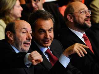 Ver v&iacute;deo  'Zapatero: "Gracias por comprender las decisiones que he tomado"'