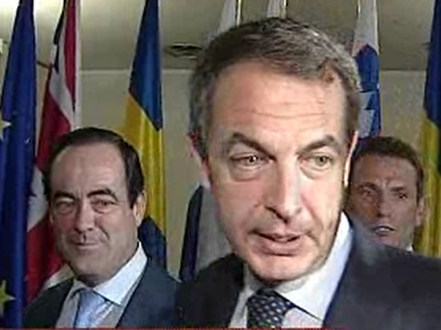 Zapatero confirma que Espa&ntilde;a ha convocado al embajador en Israel para pedir explicaciones