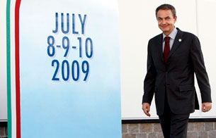 Ver v&iacute;deo  'Zapatero llega a Roma para participar en L'Aquila en las reuniones del G-8'