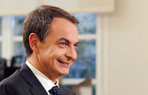 Ver v&iacute;deo  'Zapatero: "Necesitamos mejorar los ingresos para reducir el d&eacute;ficit"'