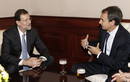 Zapatero y Rajoy charlan antes del almuerzo con motivo del D&iacute;a de la Constituci&oacute;n