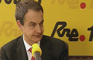 Ver v&iacute;deo  'Zapatero se refiere al paro de transportistas como "algo muy perturbador para la convivencia"'
