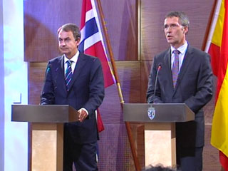 Ver v&iacute;deo  'Zapatero responde por sus medidas anti-crisis'