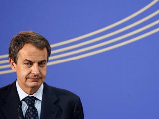 Ver v&iacute;deo  'Zapatero se plantea subir impuestos a las rentas altas'