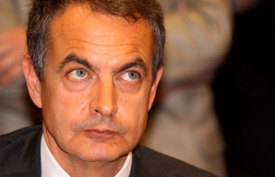 Ver v&iacute;deo  'Zapatero va a la cumbre de Bruselas con propuestas para acabar con el desempleo'