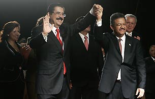 Ver v&iacute;deo  'Zelaya abandona Honduras y llega a Rep&uacute;blica Dominicana'