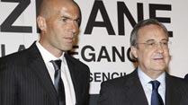 Ir al Video&nbsp;Zidane "fichado" de nuevo por Florentino P&eacute;rez