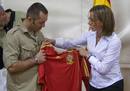Ir a Fotogaleria &nbsp;Chac&oacute;n visita a los militares espa&ntilde;oles en Chad