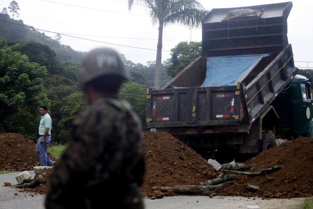 Ir a Fotogaleria &nbsp;Cierre de la frontera de Honduras con Nicaragua