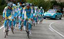 Ir a Fotogaleria &nbsp;Contador y su nuevo Astana salen a la carretera