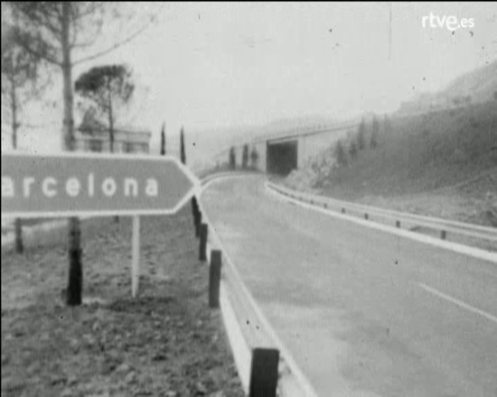 Arxiu TVE Catalunya - Primera autopista de peatge a Espanya